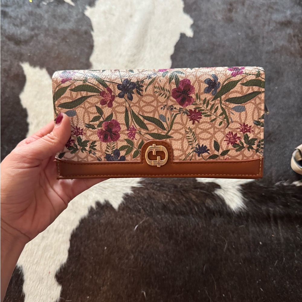 Floral Patterned Women's Clutch